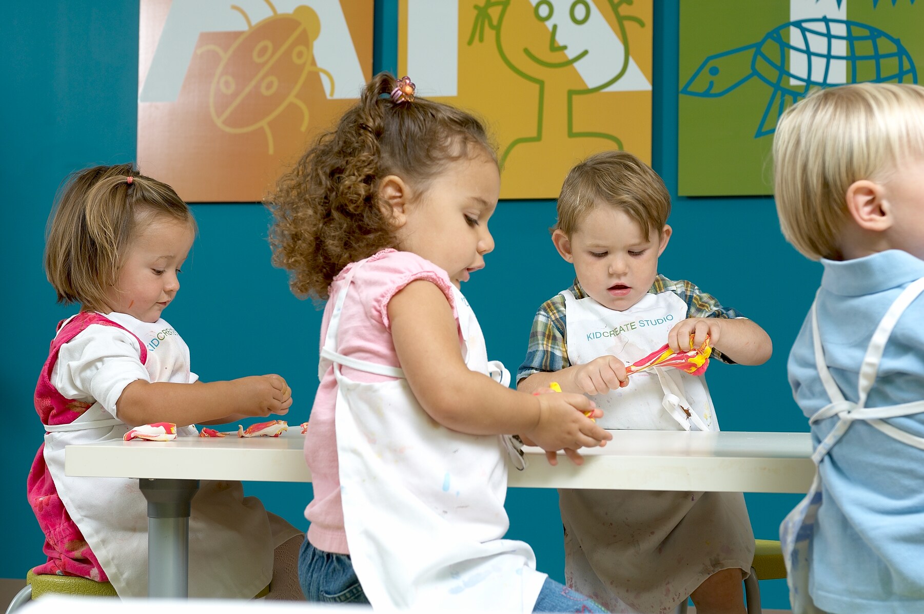 image of kids in art studio